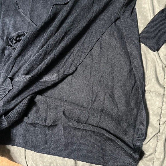 H&M Long Navy Blue Sweater Dress Length Slits New NWT Tie Belt Womens Size Small - Picture 7 of 9